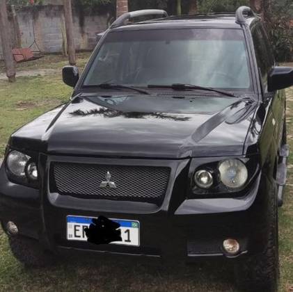 MITSUBISHI PAJERO TR4 2.0 4X4 16V 140CV FLEX 4P AUTOMÁTICO MITSUBISHI PAJERO TR4 2.0 4X4 16V 140CV FLEX 4P AUTOMÁTICO